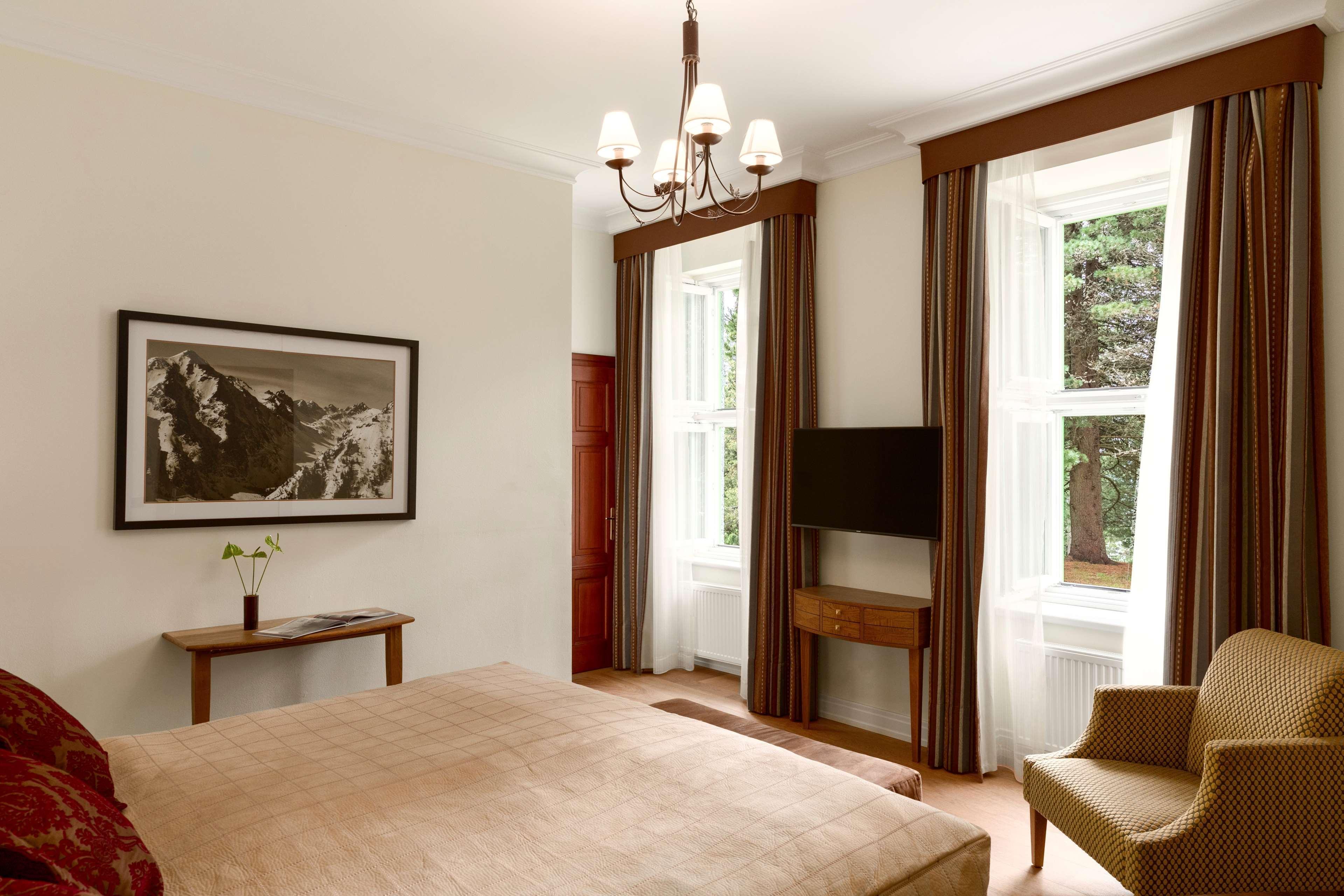 Grand Hotel Kempinski High Tatras Štrbské Pleso Buitenkant foto A room at the hotel